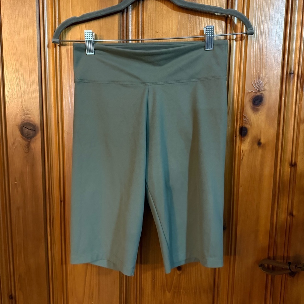 Victoria sport high waist biker shorts